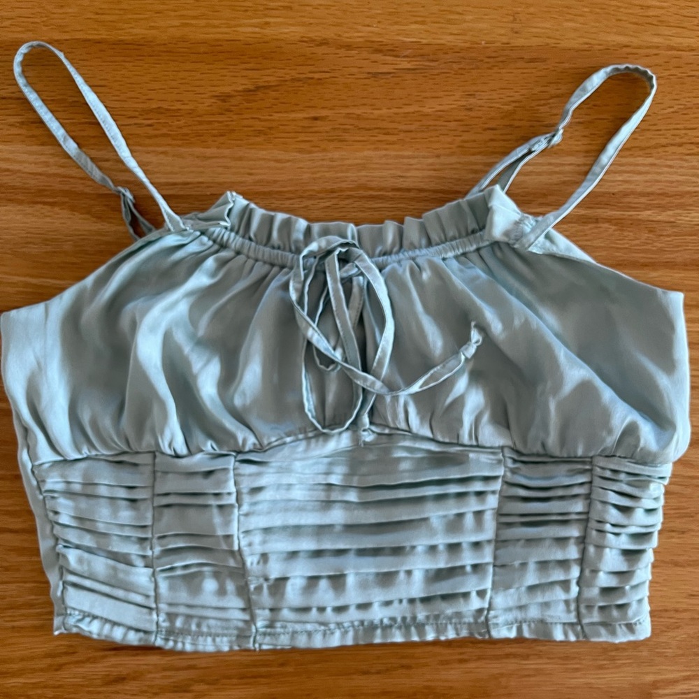 SATIN CROP TOP